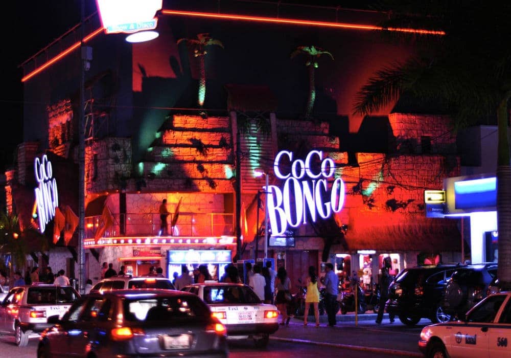 la entrada de Coco Bongo en Playa del Carmen