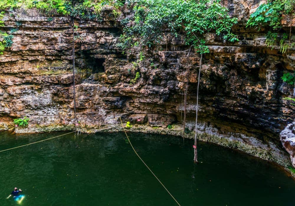 Cenote Sagrado, Yucatán.