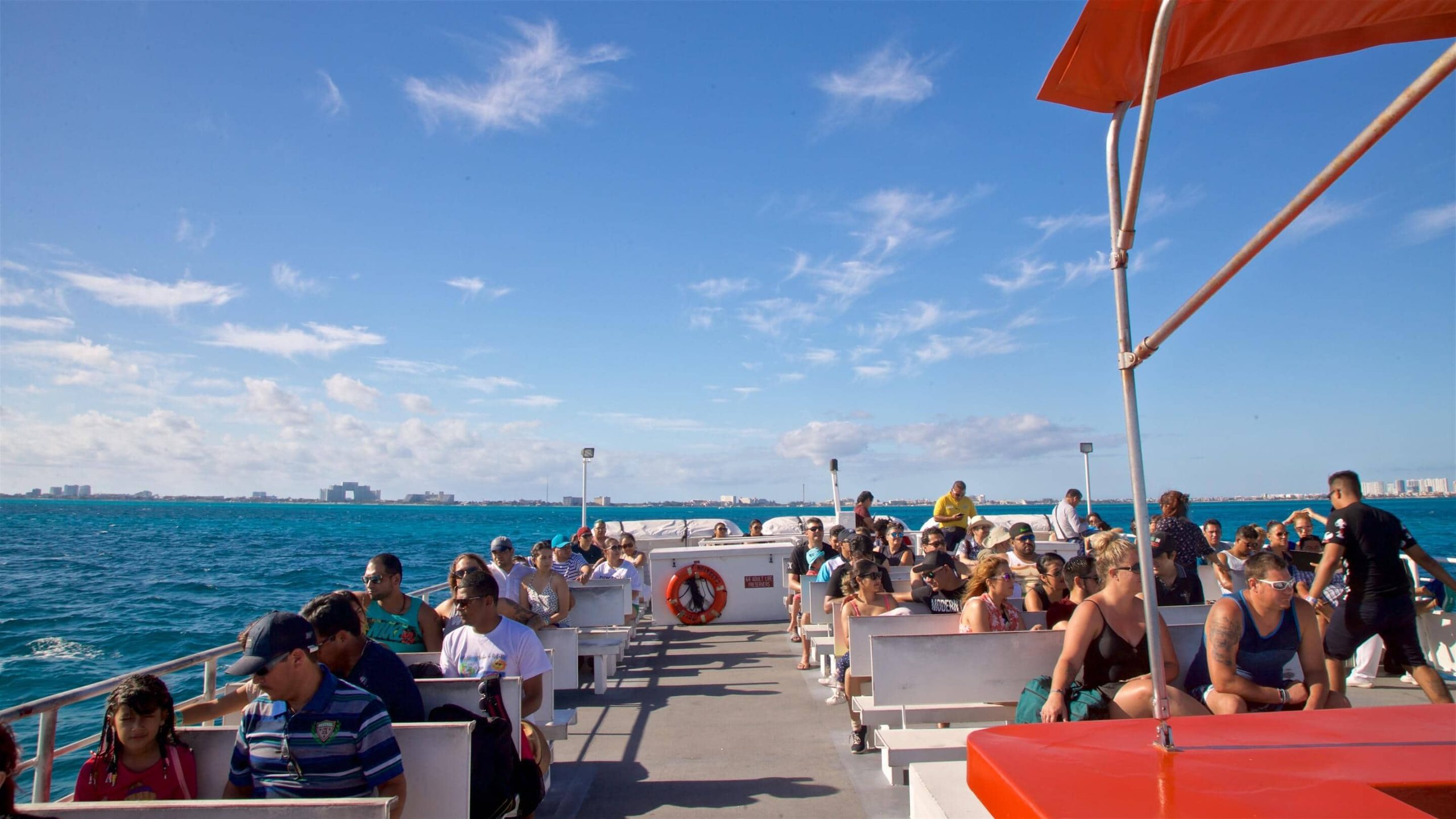 Ferry a Isla Mujeres desde Cancún