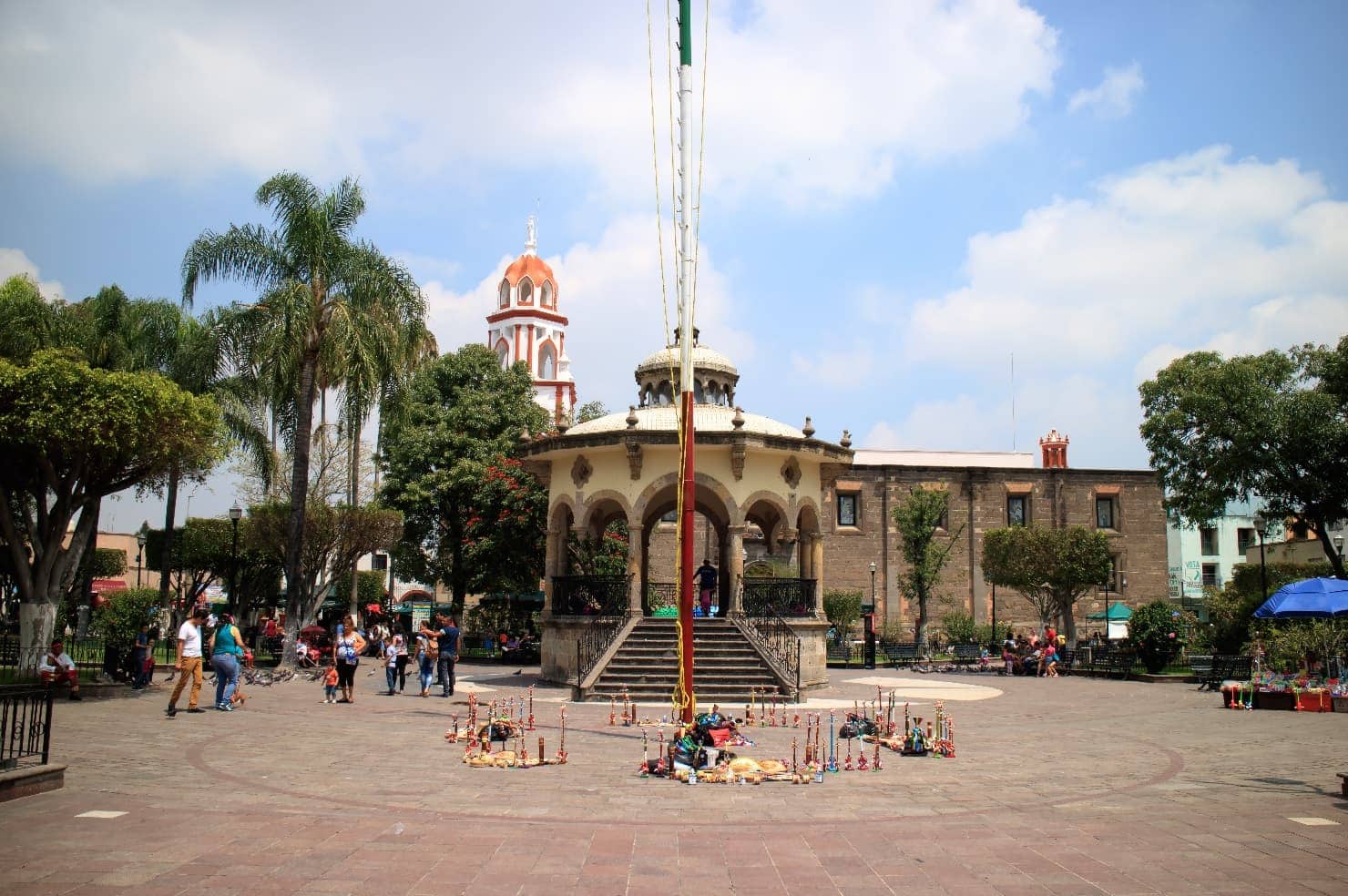 Kiosko en Plaza de Talquepaque