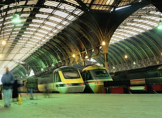 Tren Londres
