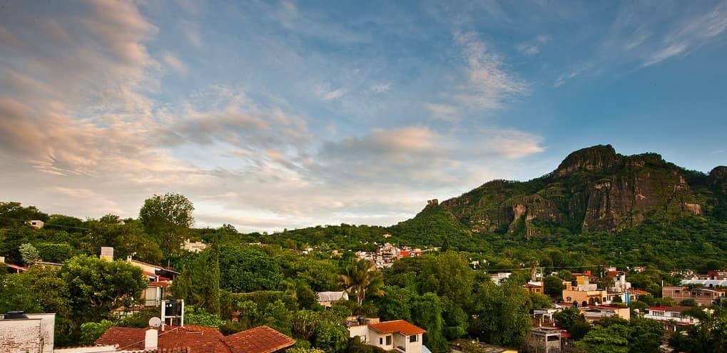 Una bella vista de Tepoztlán, México. Foto por Flickr/Creative Commons/Christopher William Adach/Via/https://flic.kr/p/orEEr8