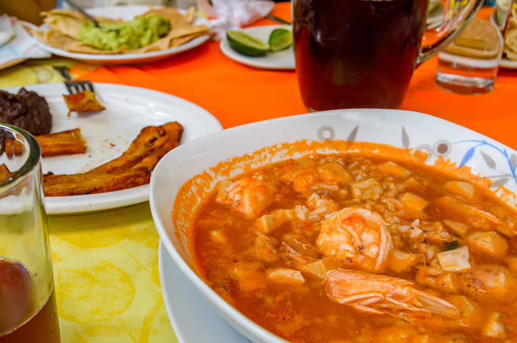 Gastronomía de Veracruz: arroz a la tumbada Platillos típicos de Veracruz: arroz a la tumbada