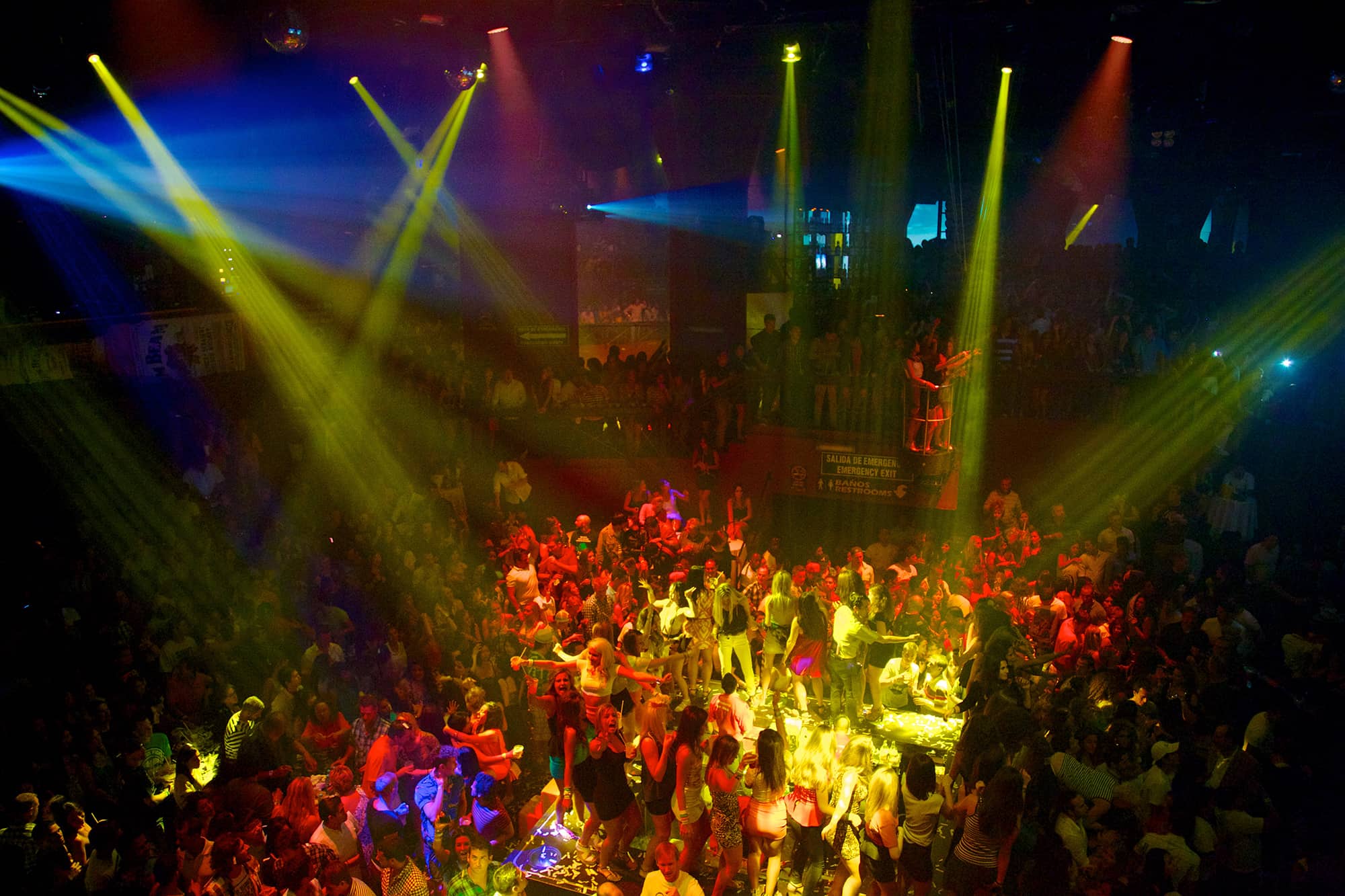 The City: vida nocturna en Cancún